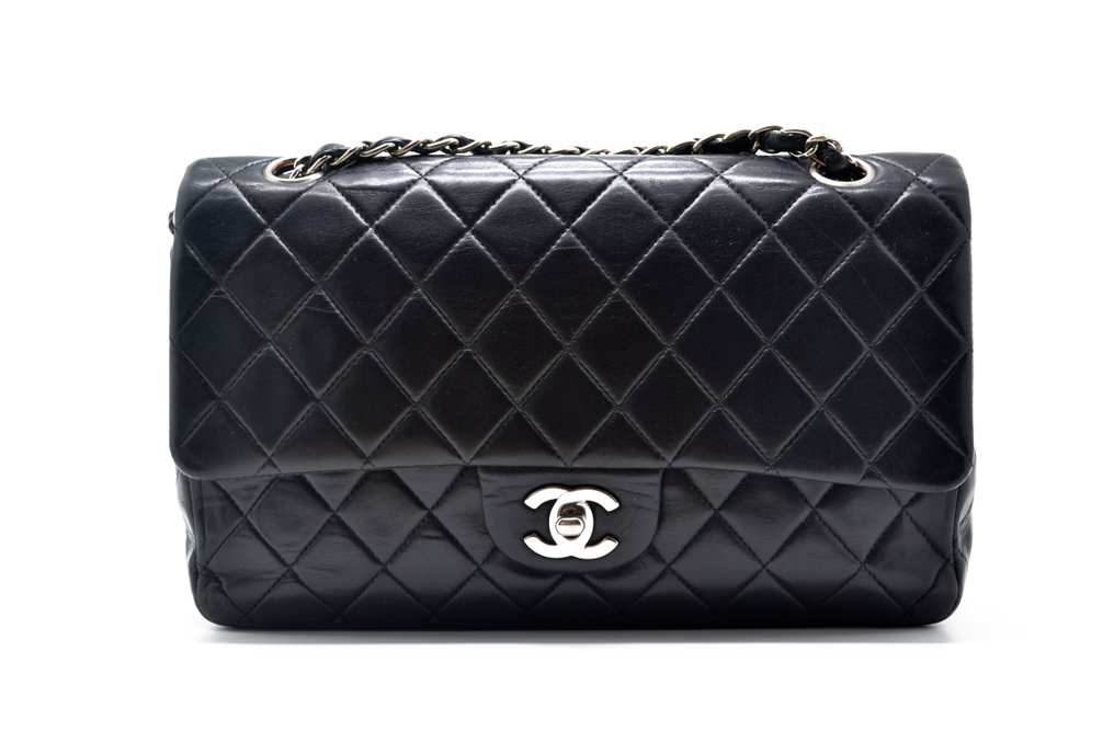 Chanel Timeless Classique Bag auction online Catawiki
