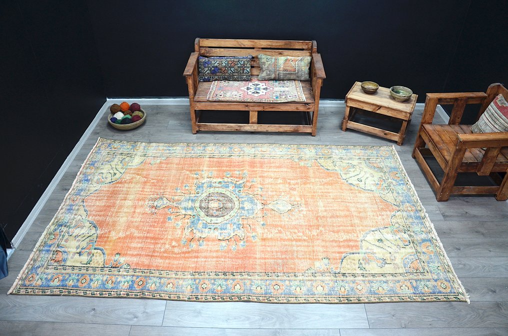 Blassorangefarbener Wollteppich - Teppich - 303 cm - 186 cm #1.0