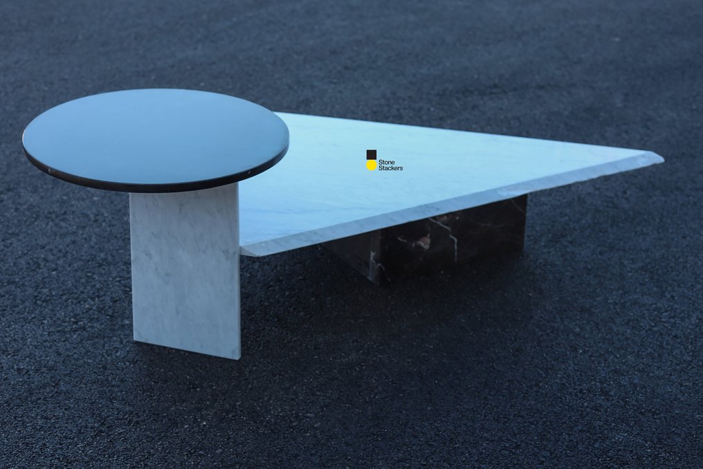 Stone Stackers - Paolo Ciacci & Shilpa Srinivas - Τραπέζι σαλονιού - Μάρμαρο Carrara, Μαρκίνα - SST014 #1.0