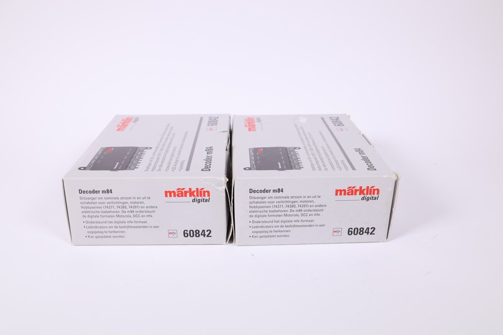 Märklin H0 - 60842 - Electronics (2) - Two M84 decoders. #2.1
