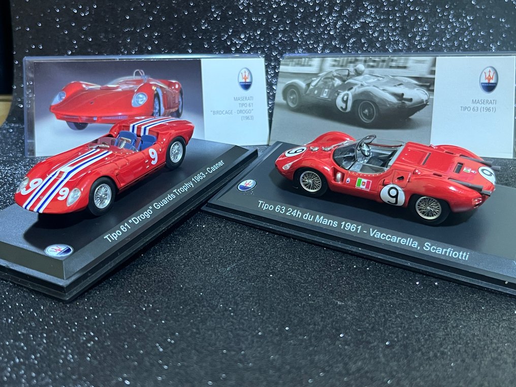 Maserati Competition cars Official 1:43 1:43 - Voiture miniature  (2) - Maserati Tipo 61–63 - Trophée Drogo Guards// 24h LeMans #2.2