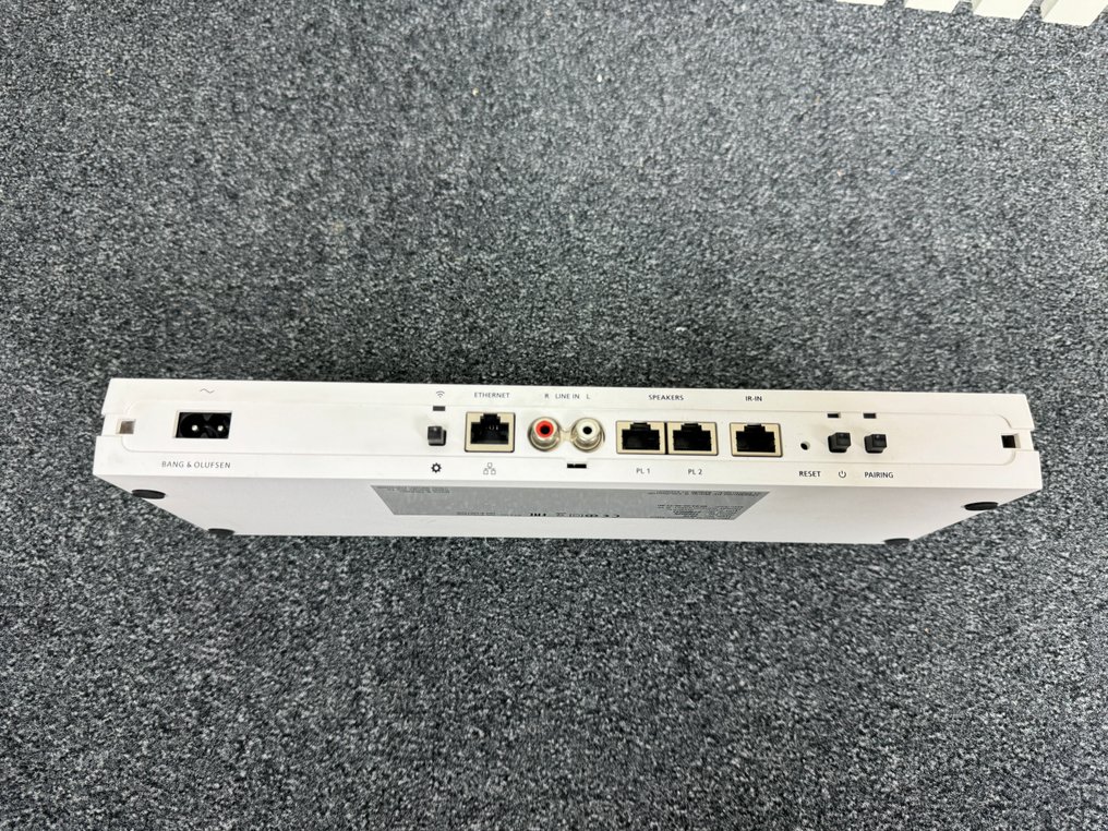 Bang & Olufsen - BeoSound Essence Mk2 - z rzadkim zdalnym pilotem. Zestaw Hi-fi #2.1