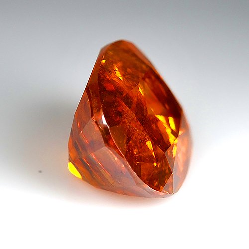 Sphalérite  - 19.96 ct - International Gemological Institute (IGI) #1.2