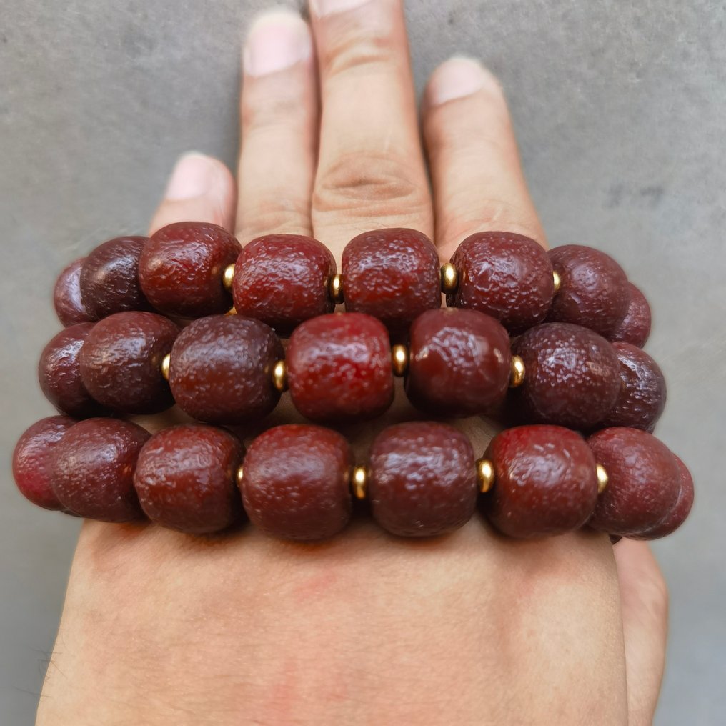 Tibetan medicine bracelet top
