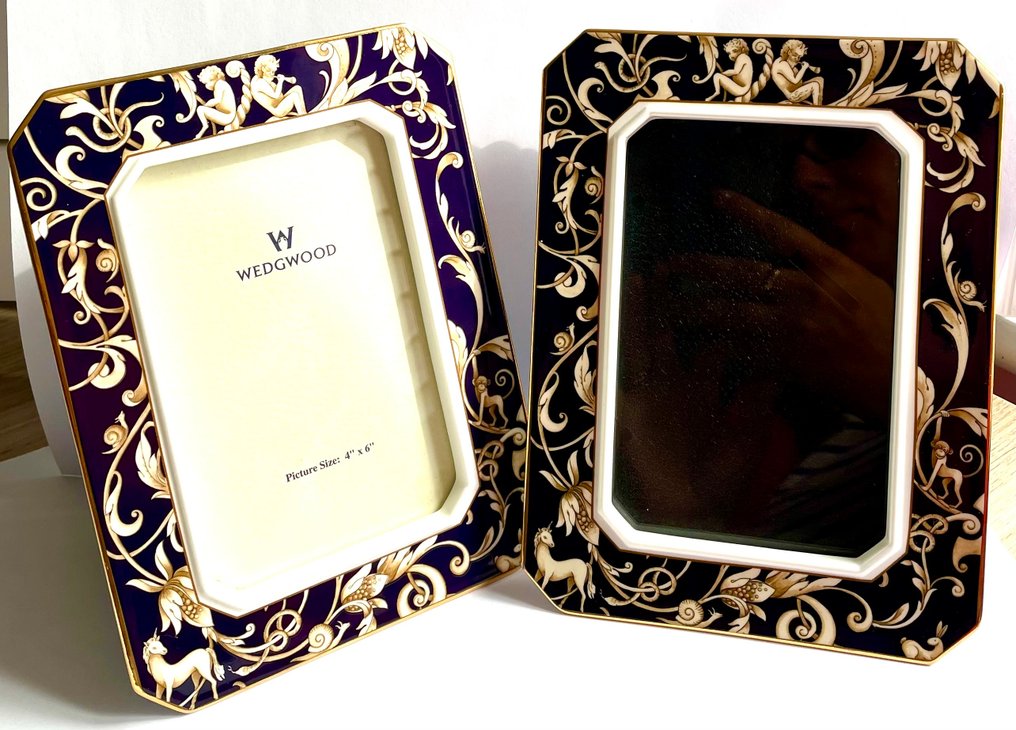 Wedgwood - Picture frame (2) - Porcelain - Wedgwood Cornucopia pair #1.0