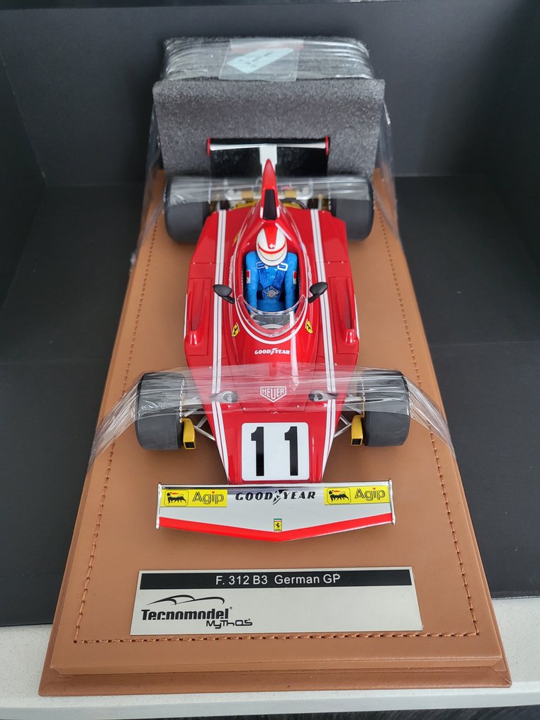 Tecnomodel 1:18 - Modelracerbil - Ferrari 312 B3 F1 GP Germany 1974 Regazzoni w/pilot - TM18-313B #1.0