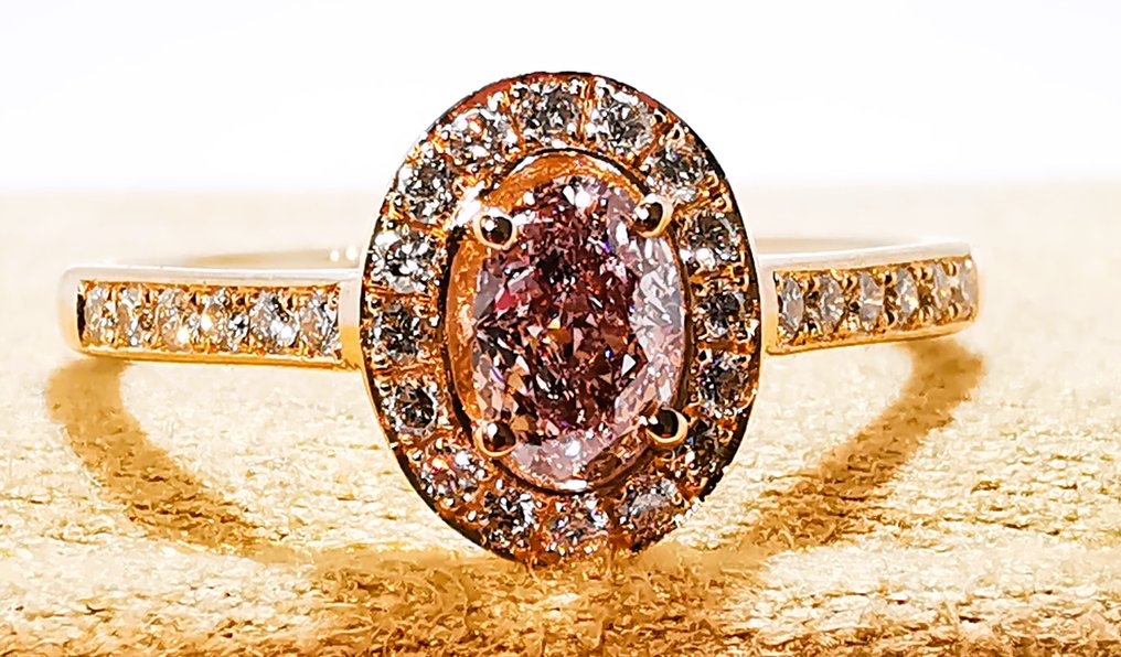 Ring - 18 kt. Rose gold, RARE Fancy Brownish PINK 0.63ct GIA Ring - 18 kt. Rose gold, RARE Fancy Brownish PINK 0.63ct GIA