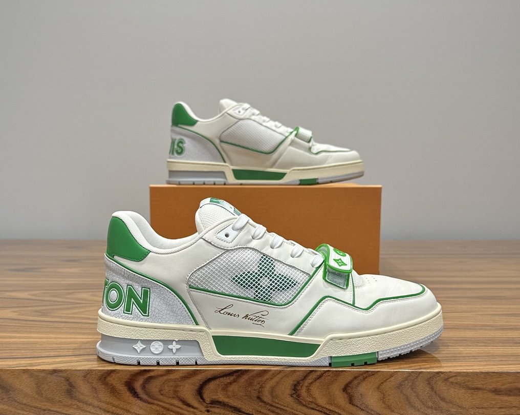 Louis Vuitton - Sneakers - Size: EU 45.5 #1.0