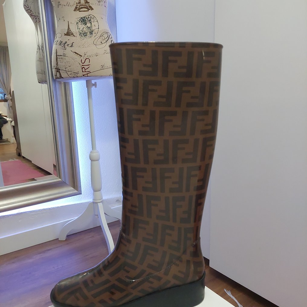 Fendi Wellies Size EU 38 auction online Catawiki