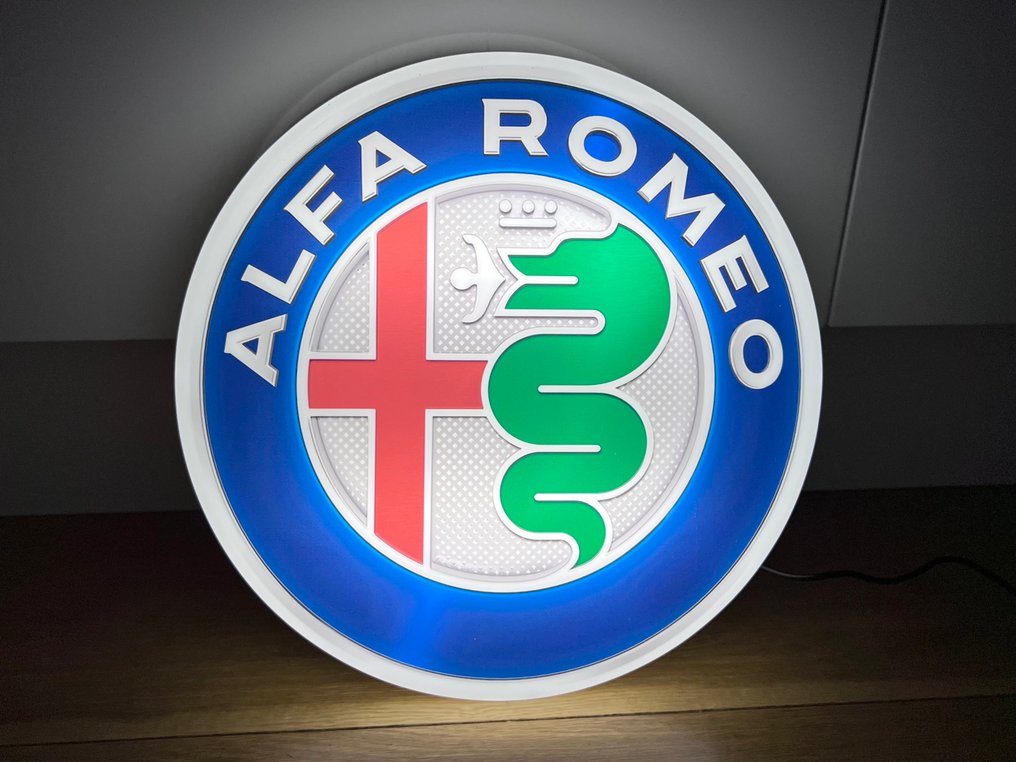 Sign - Alfa Romeo - Large Alfa Romeo Illuminated Sign Lightbox #1.0