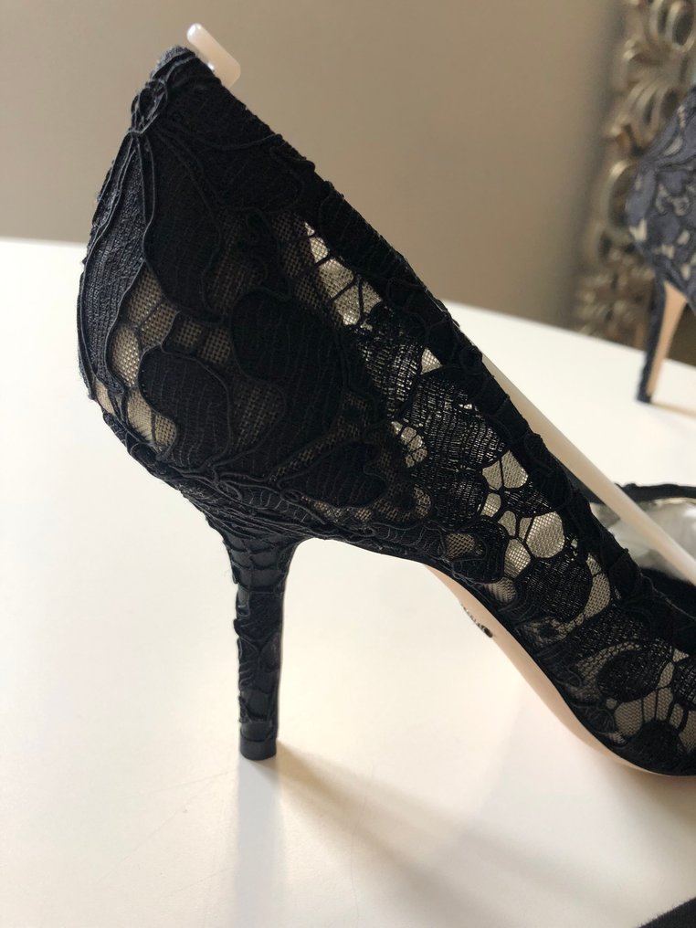 dolce gabbana bedazzled shoes
