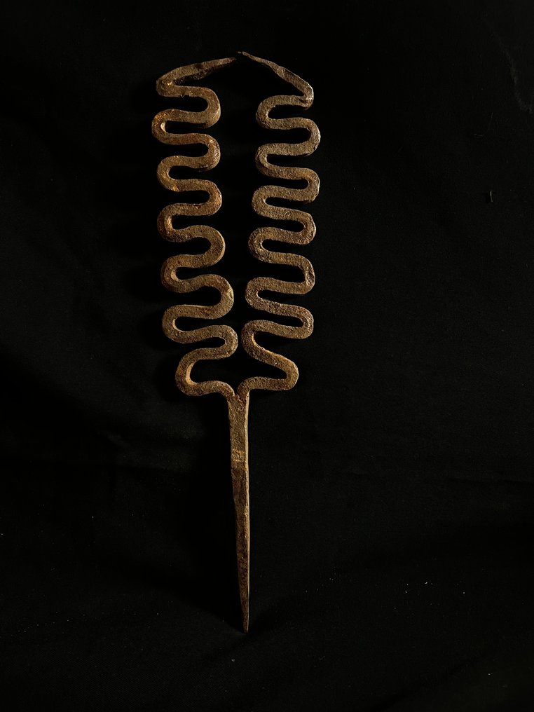 Nigeria, Chamba, Mumuye. Antique African Currency, Iron. Early 20th century (Ingen reservasjonspris) #1.0