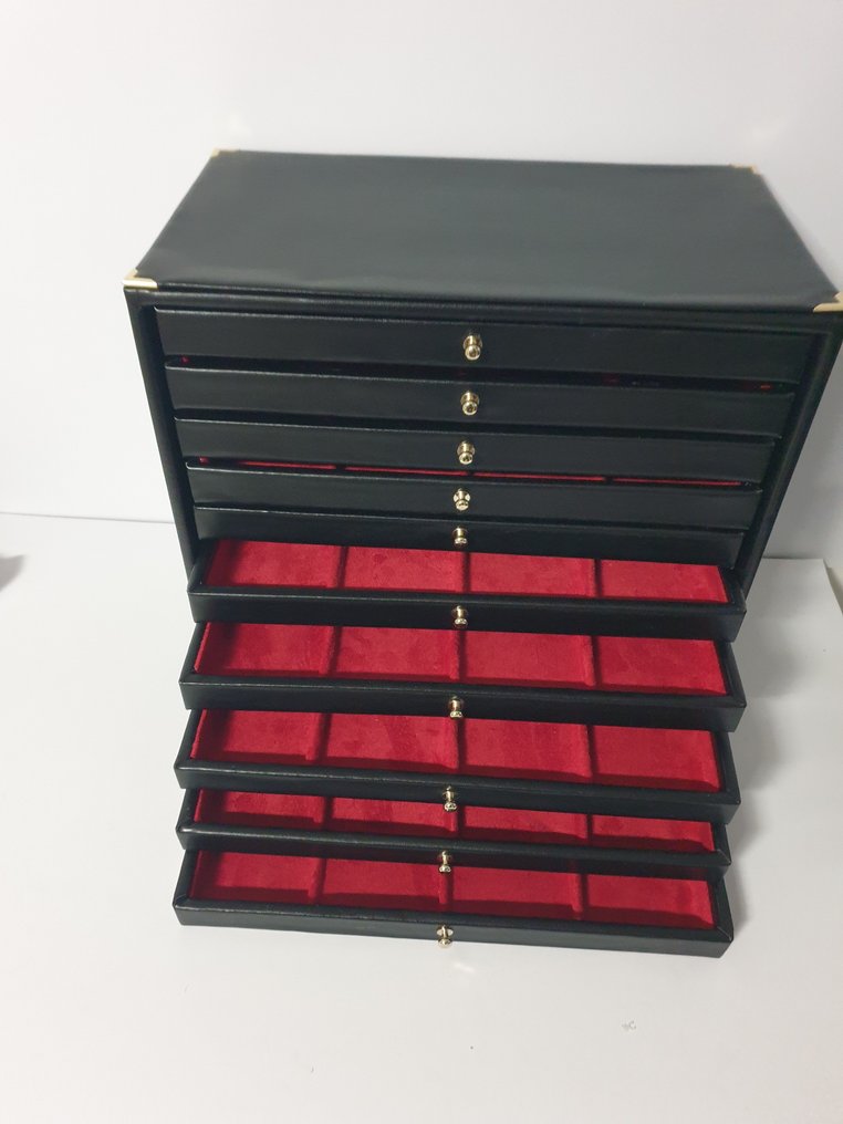 Tilbehør. Monetiere in ecopelle nera per 80 posti  (Ingen mindstepris) #2.1