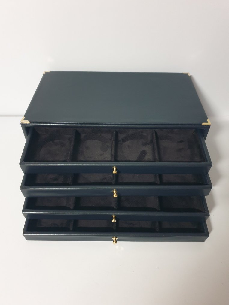 Αξεσουάρ. Black eco-leather coin cabinet for 32 places (χωρίς τιμή ασφαλείας) #1.0