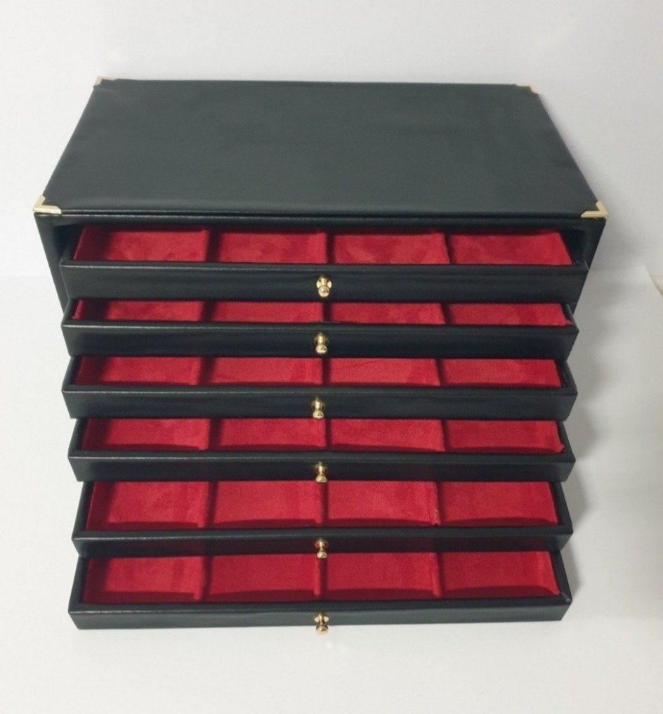 Accessories. Monetiere 6 vassoi - 48 posti (No reserve price) #1.0