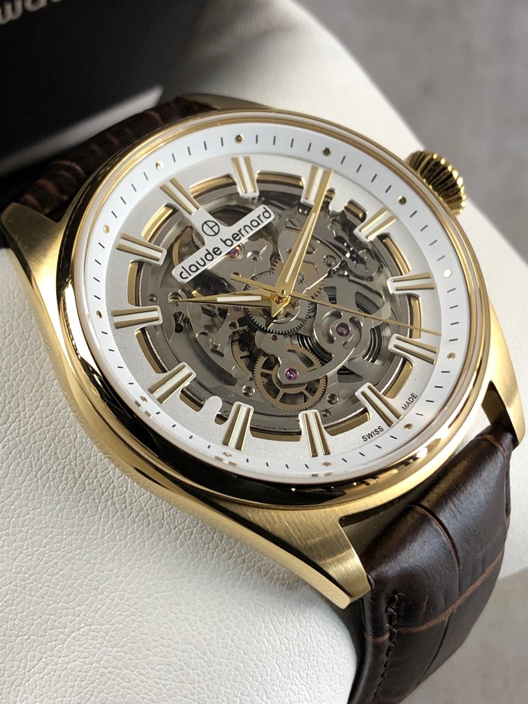 Claude purchases bernard relojes wikipedia