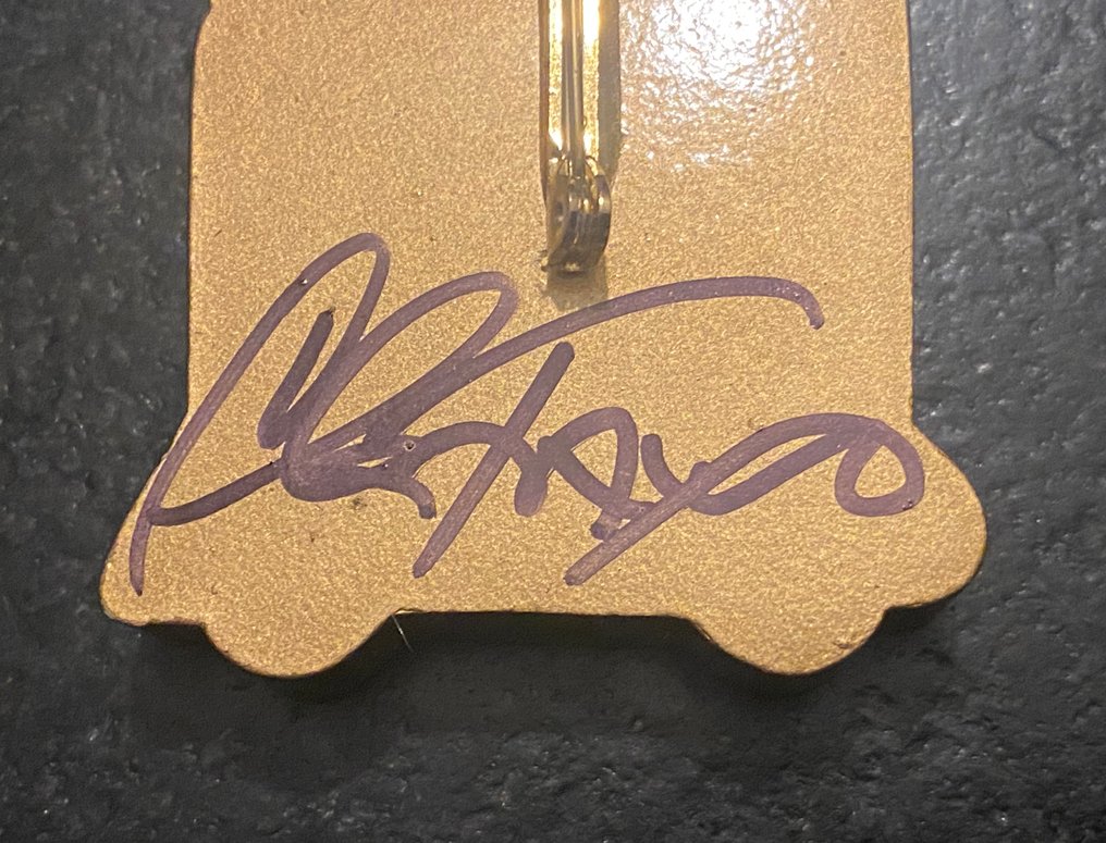 Charles Fazzino (1955) - NYC KING KONG Collectors Pin #4.3