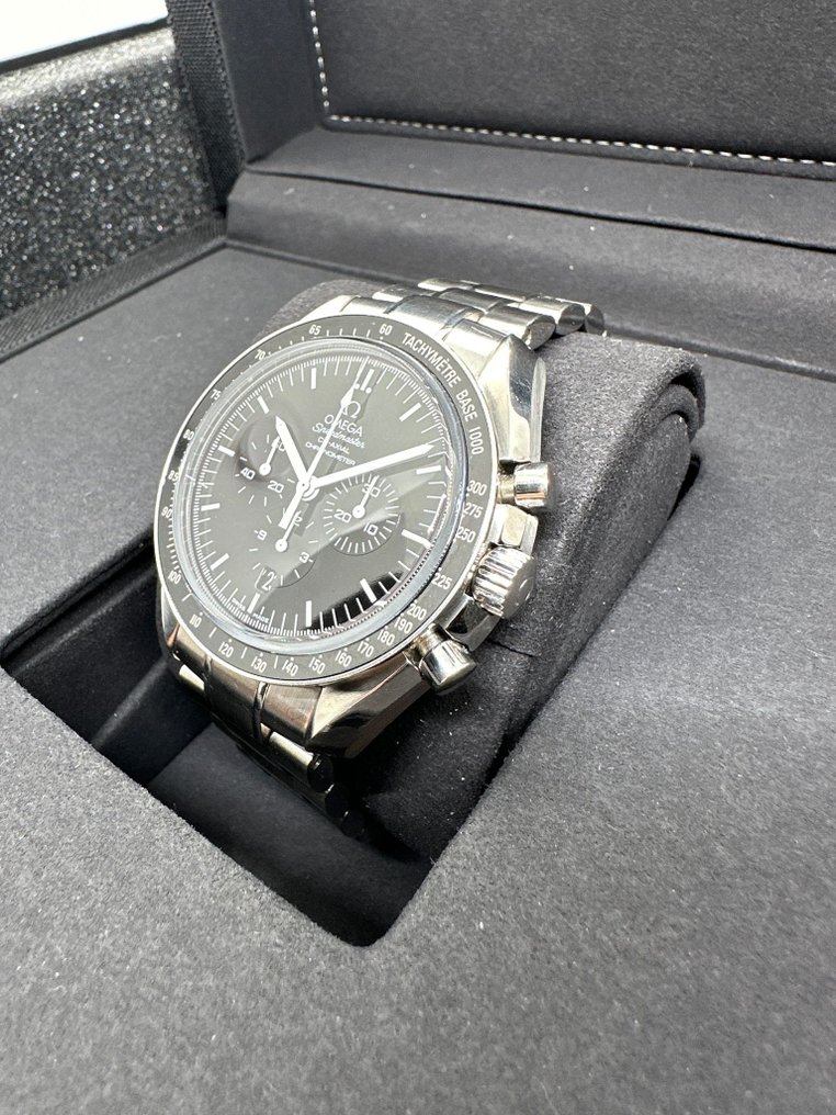 Omega speedmaster enamel dial shop