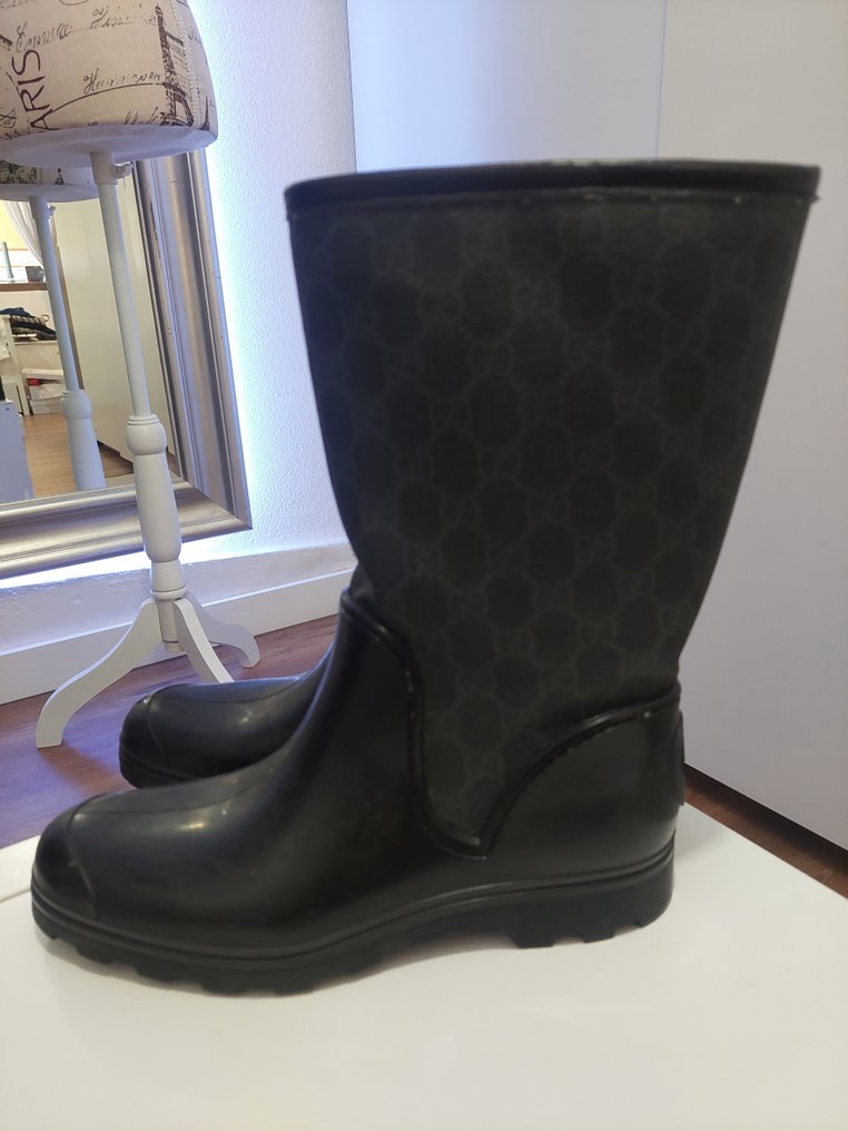 Gucci wellies on sale