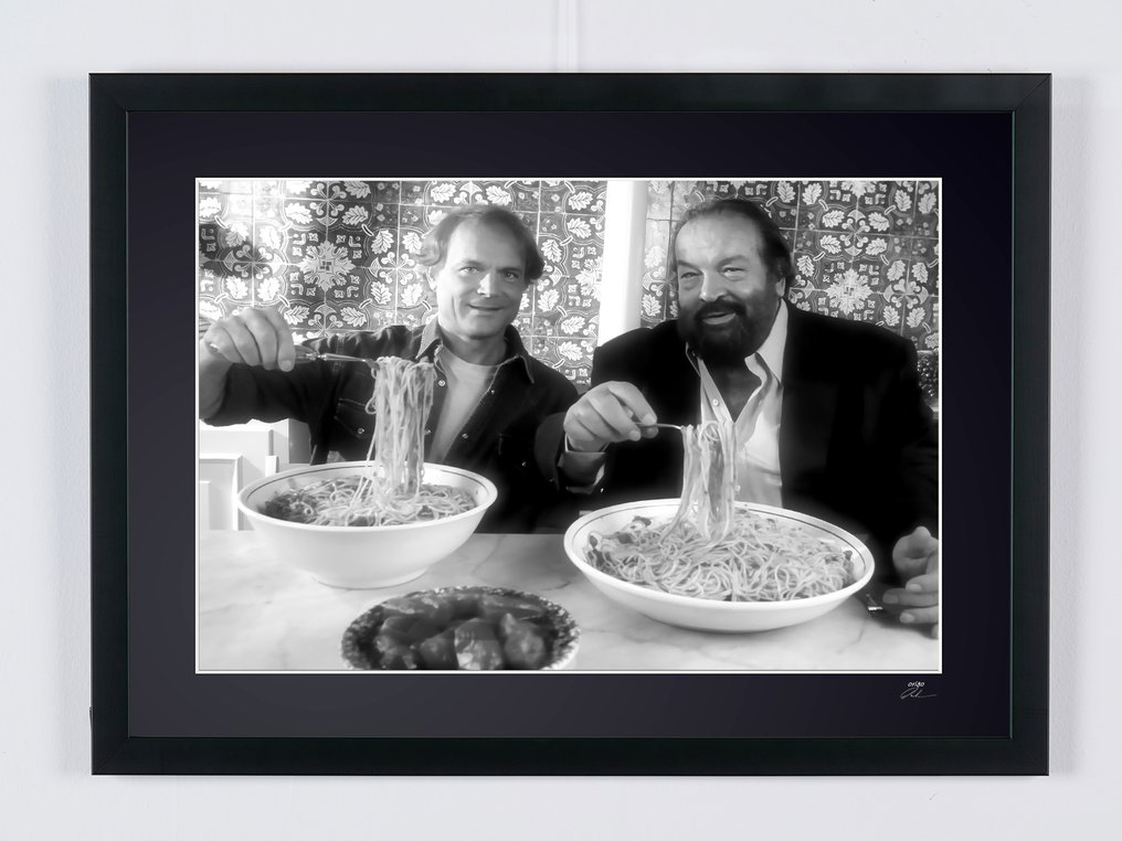 Terence Hille & Bud spencer in Rome - Fine Art Photography - Luxury Wooden Framed 70X50 cm - Limited Edition Nr 03 of 20 - Serial ID 17219 - Original Certificate (COA), Hologram - 100% New. Shipping Reduction from 3 items #2.1