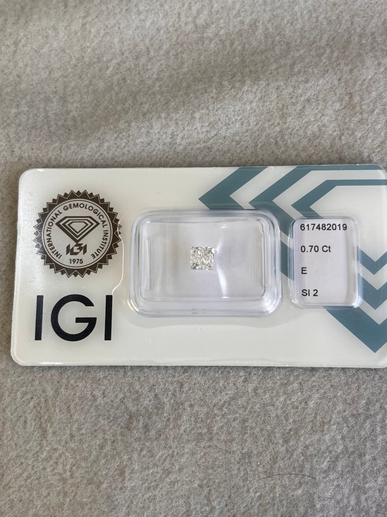 1 pcs Diamant (Natürlich) - 0.70 ct - Quadrat - E - SI2 - International Gemological Institute (IGI) #1.0