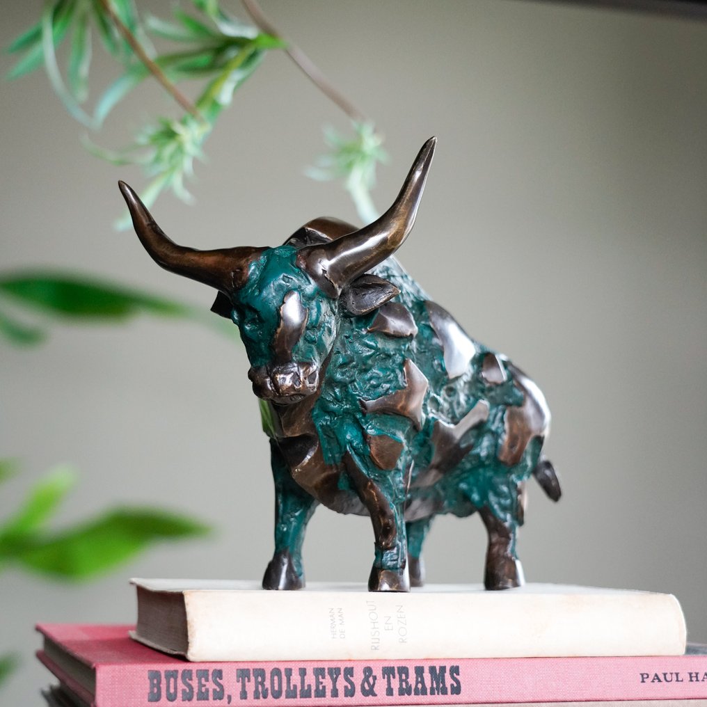 雕塑, NO RESERVE PRICE - Bull in Pieces Sculpture - 17 cm - 黄铜色 #1.0