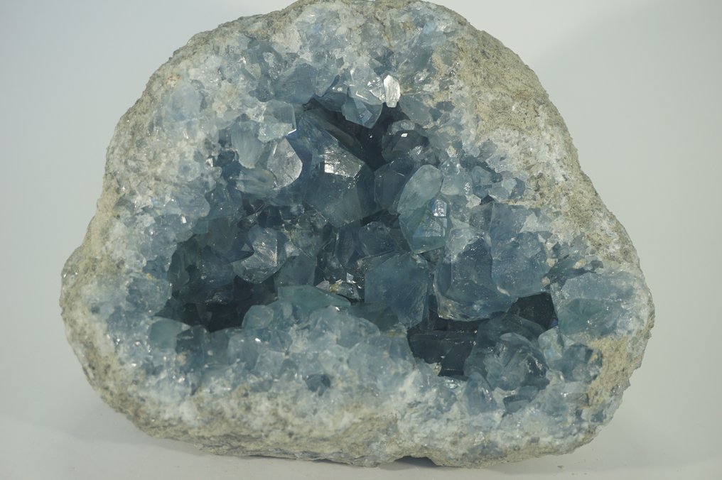 Celestina Geode - Altezza: 81 mm - Larghezza: 190 mm- 3600 g #1.1