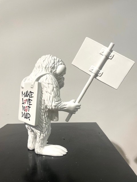 Van Apple - Street Monkey - Make Love Not War #3.2