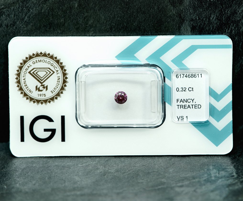 1 pcs Gyémánt  (Színkezelt)  - 0.32 ct - Fancy intense Rózsaszínes Lila - VS1 - Nemzetközi Gemmológiai Intézet (IGI) #1.0