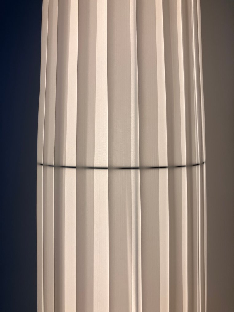 DCW éditions Paris - Fabrice Berrux - Φωτιστικό δαπέδου - δάπεδο Colonne - Textile, Μέταλλο #3.2