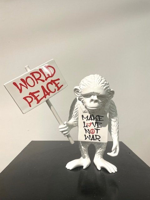 Van Apple - Street Monkey - Make Love Not War #1.0