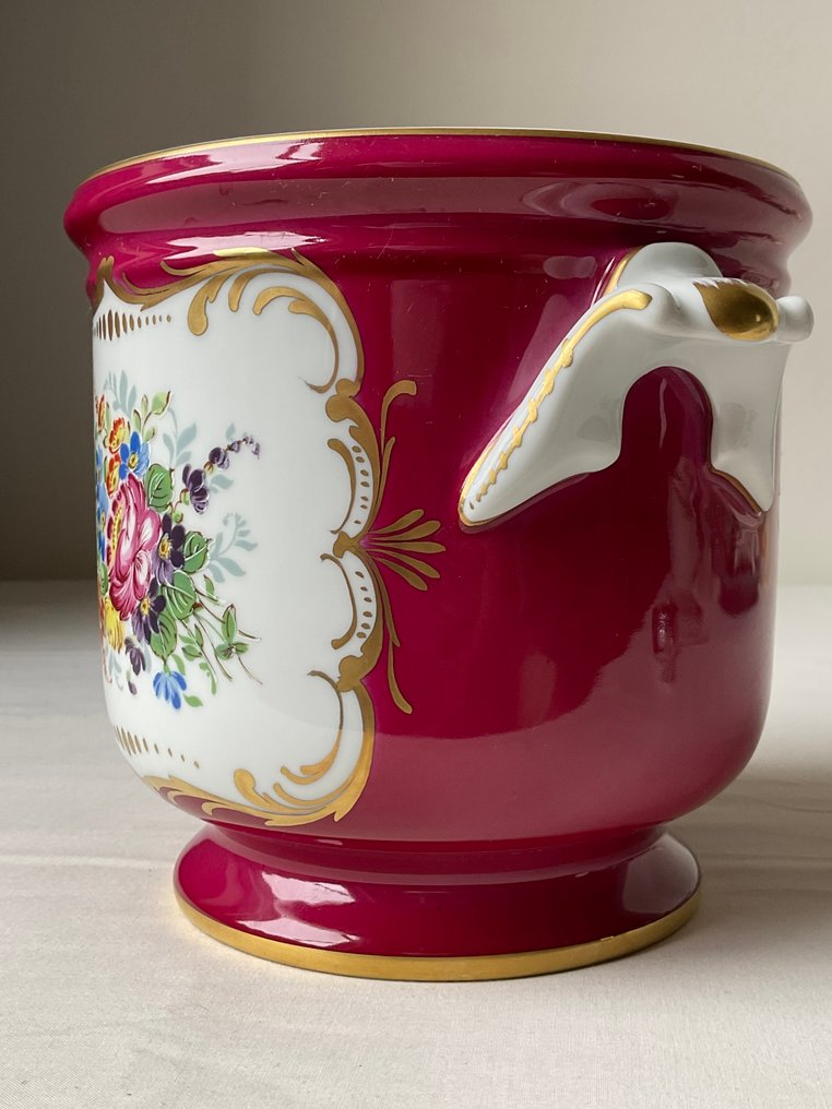 Porcelaine de Couleuvre , prestigieuse cache-pot met artisanale florale & vergulde beschilderingen - Jardinière - Porcelán #2.1