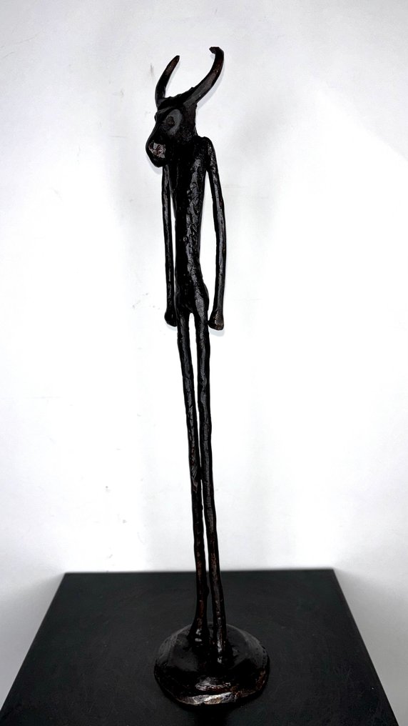 Abdoulaye Derme - Skulptur, Minotaure - 48 cm - Patineret bronse #1.2