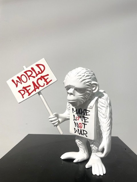 Van Apple - Street Monkey - Make Love Not War #1.0