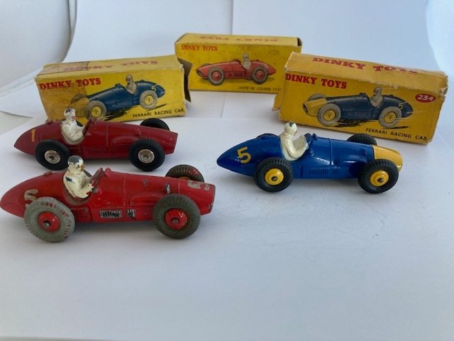 Dinky Toys - 模型車  (3) - Dinky Toys, Comprising Three Racing Cars, Each Boxed #3.1