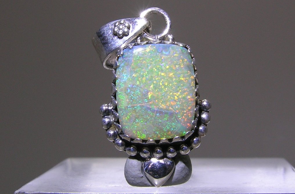 Opal Pendant - Height: 30 mm - Width: 14 mm- 2.87 g - (1) #1.1