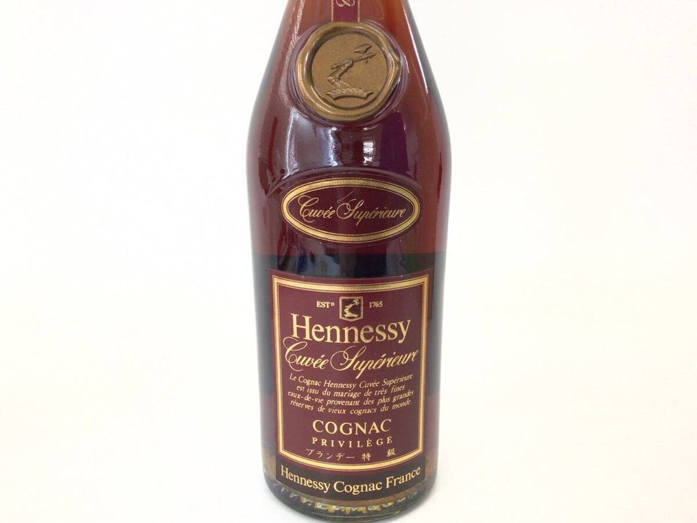 Hennessy - Cuvée Supérieure Privilège - with wooden box  - b. Lata 80. - 700ml #2.1