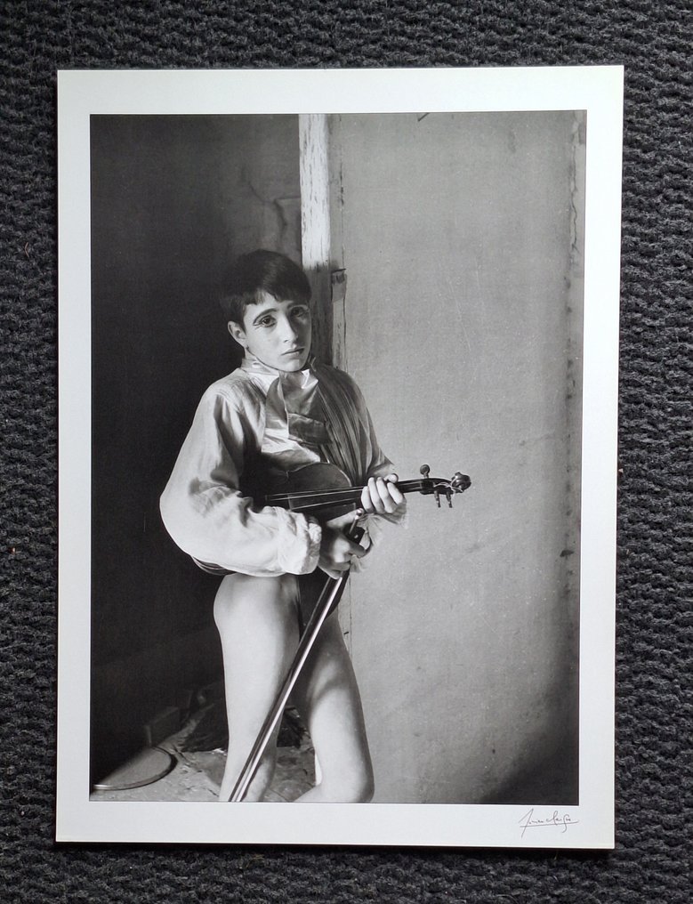 Lucien Clergue (1934–2014) - "Les saltimbanques: le jeune violoniste" #2.1