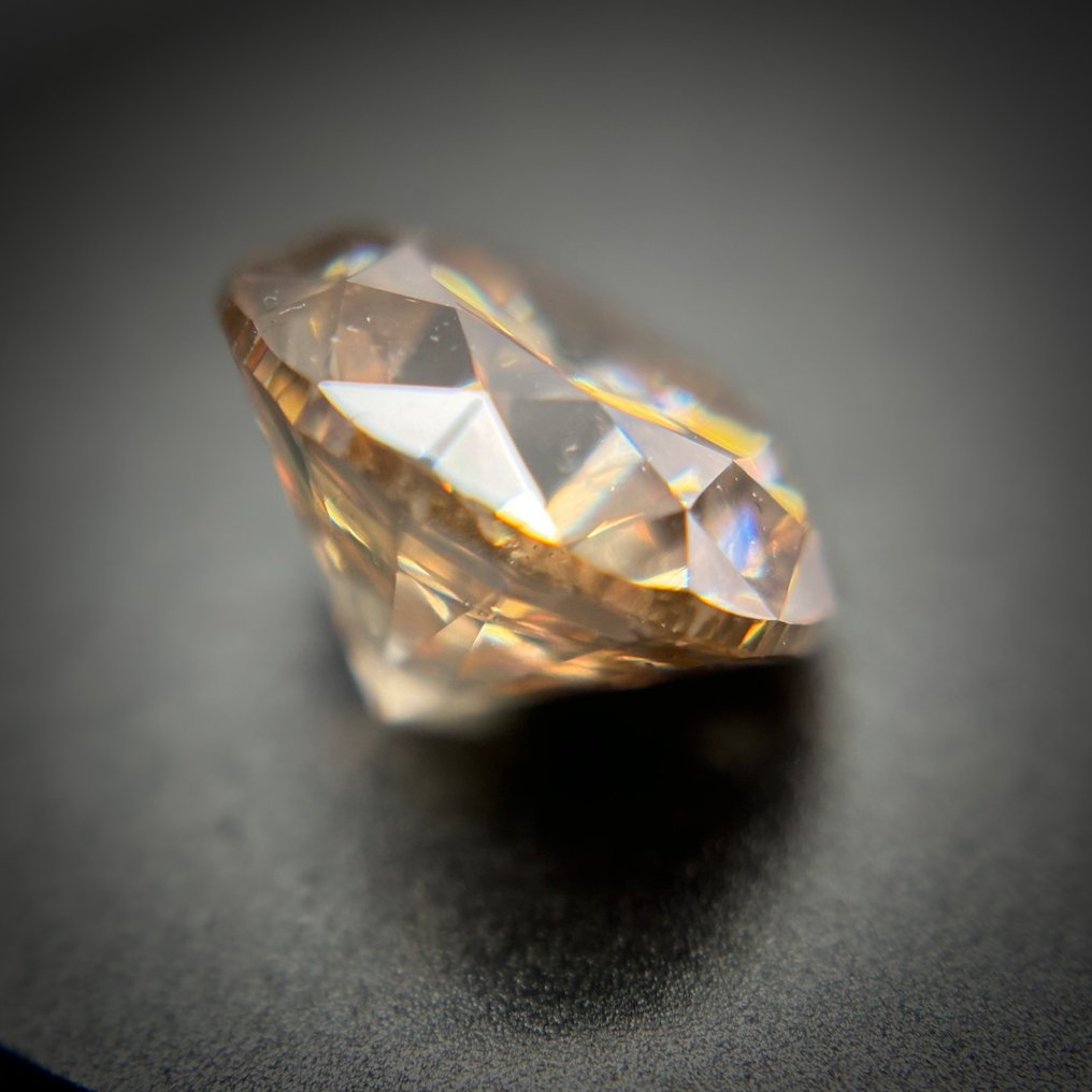 1 pcs 钻石  (天然色彩的)  - 2.51 ct - 圆形 - Fancy 稍帶黄色的 棕色 - SI2 微内含二级 - 安特卫普宝石检测实验室（ALGT） #3.2