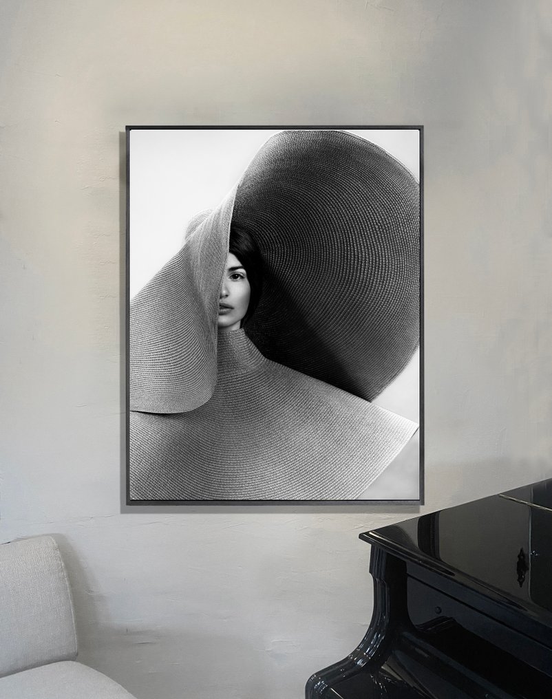 Miss Jack - Chapeau No.8 (high end framed) #2.1