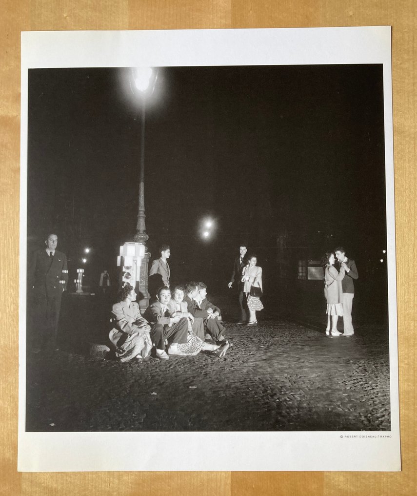 Robert Doisneau (1912–1994) - À la fin du bal, 14 juilliet 1947 #2.1