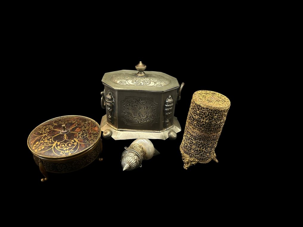 Erhard & Söhne - Laatikko (4) - Puu, Messinki - korurasia #1.0