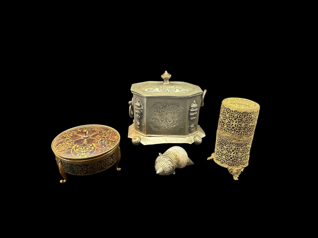 Erhard & Söhne - Laatikko (4) - Puu, Messinki - korurasia #1.0