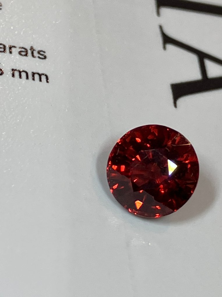 1 pcs Red Spinel - 1.38 ct - Gemological Institute of America (GIA) #1.0