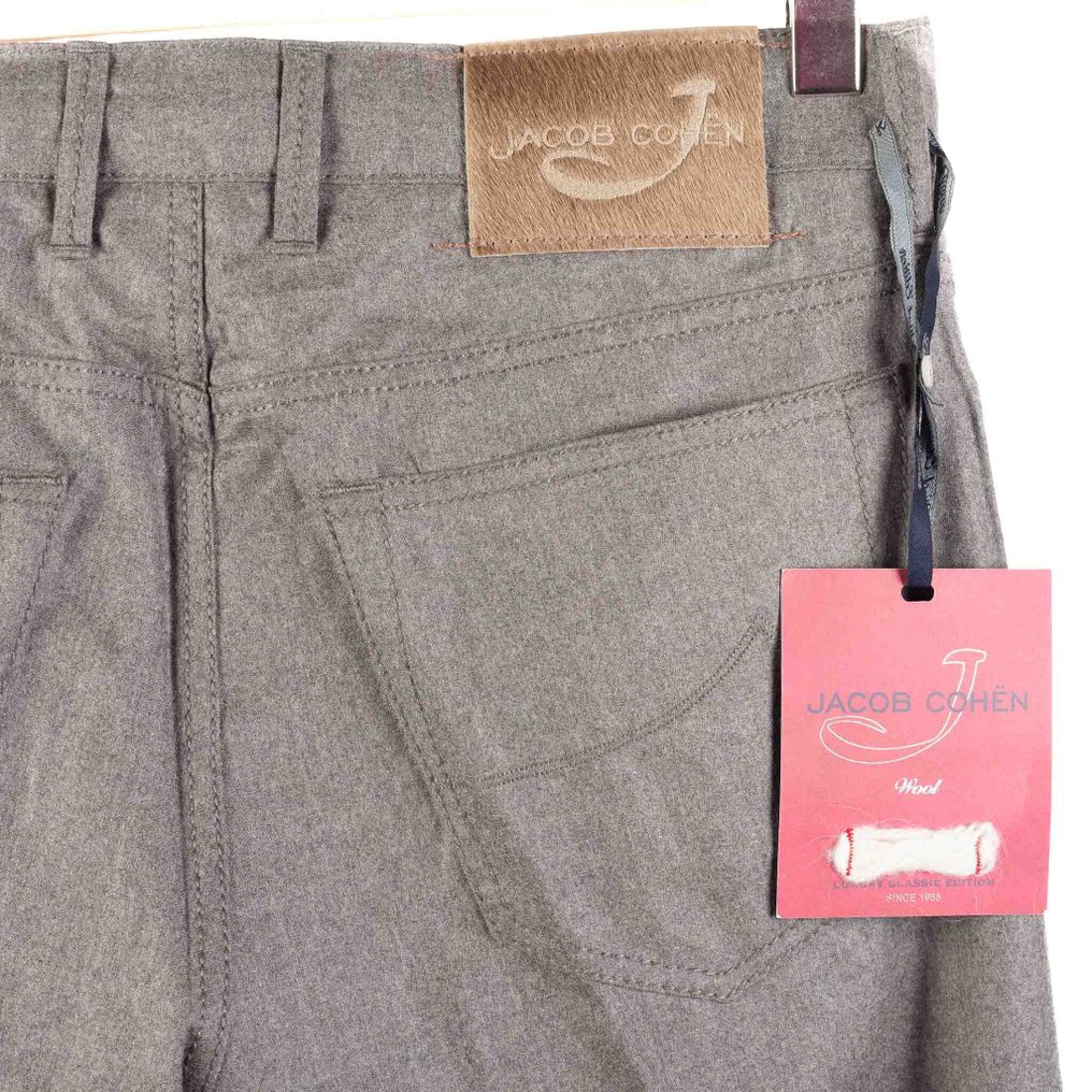 33 - Jacob Cohen (Wool) - No Reserve - J688 WOOL CL - Jeans - New with tags  - auction online Catawiki