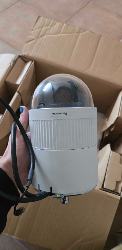 Panasonic WV-CS320/G camera. WV - CU161C/G system controller. Videokamera #1.0