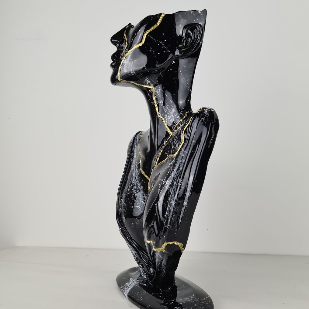 Santicri (1992) - Tired Face Black & White Marble #3.2