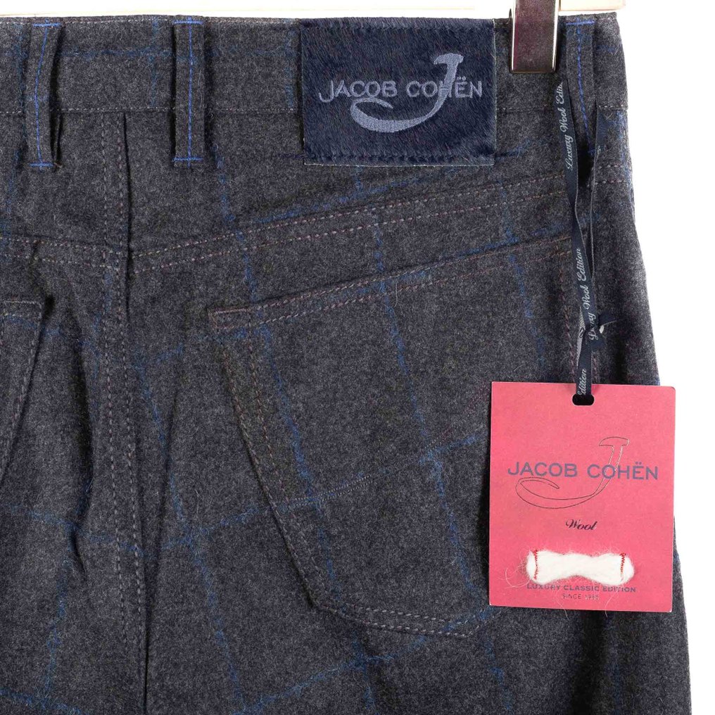 33 - Jacob Cohen (100% Wool) - No Reserve - J688 WOOL CL - Jeans - New with  tags - auction online Catawiki