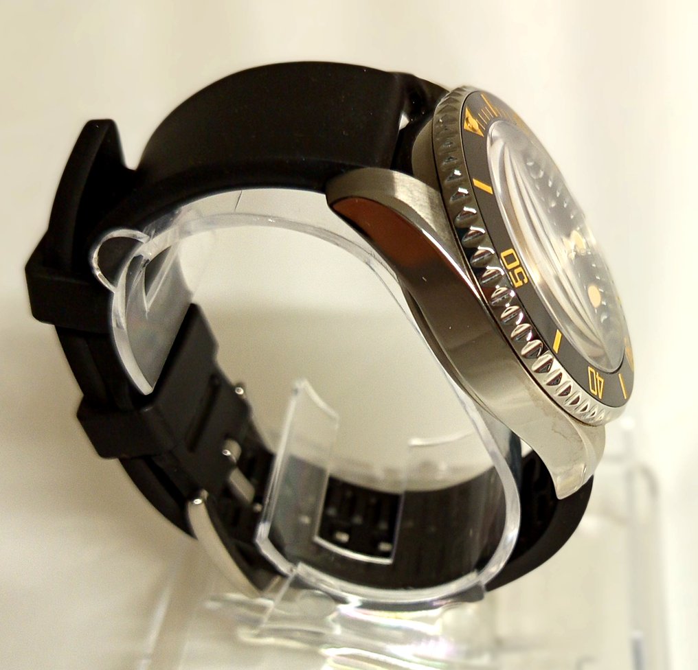 WCC - Pro Diver 300M - No Reserve Price - WCC-13 - Men - 2020+  #3.2