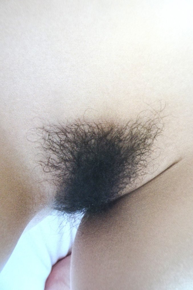 Aya Ueha ( Signed Print ) / Shiohara Hiroshi - Sigh - Limited to 300 with Original Signed Print - Sealed - Still sealed - As New - 2024 #3.2